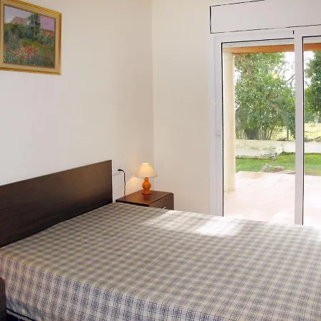 Bretos 8 - Cge 215 By Interhome